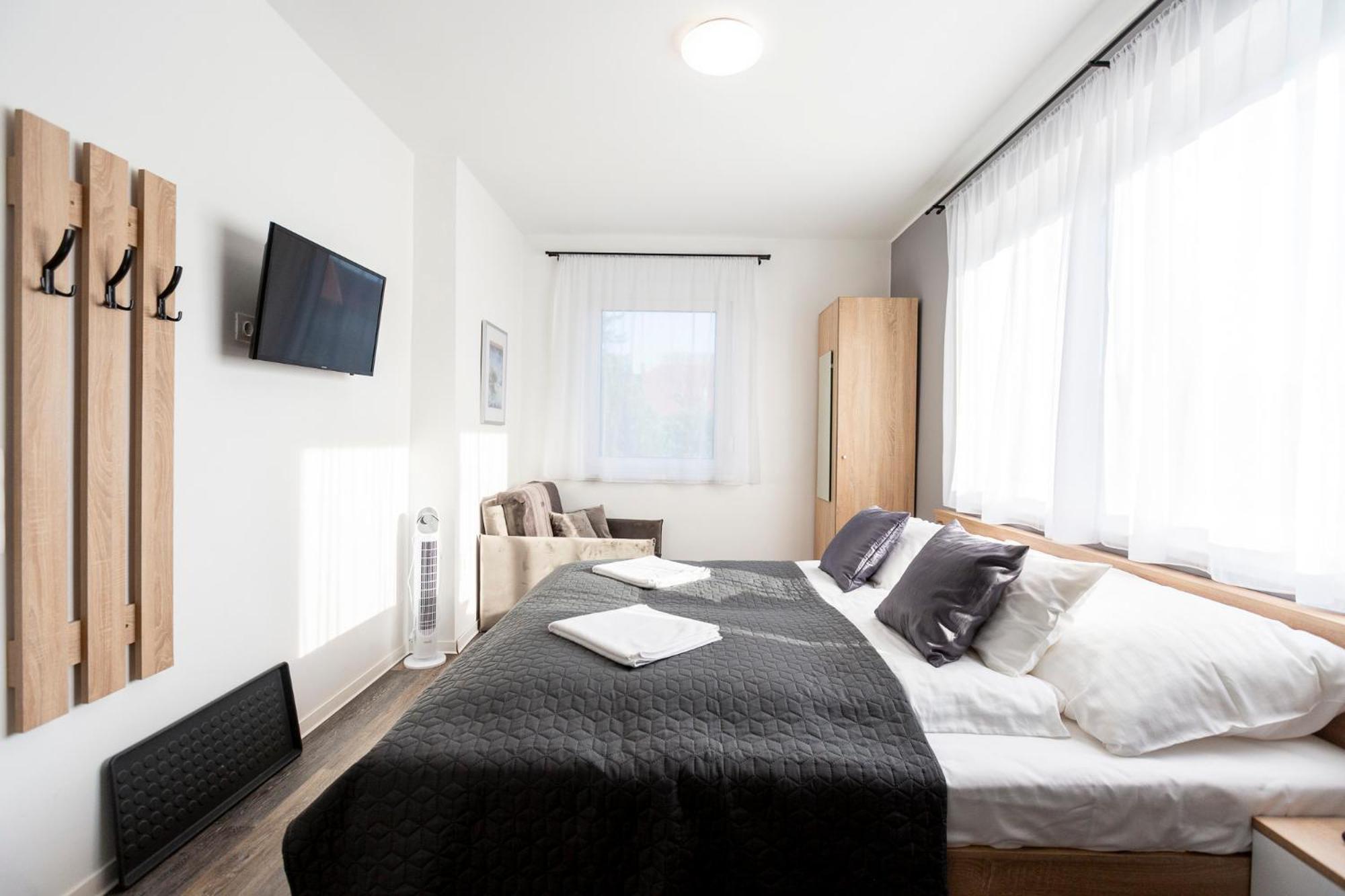 Horvath Apartman Фертёд Экстерьер фото