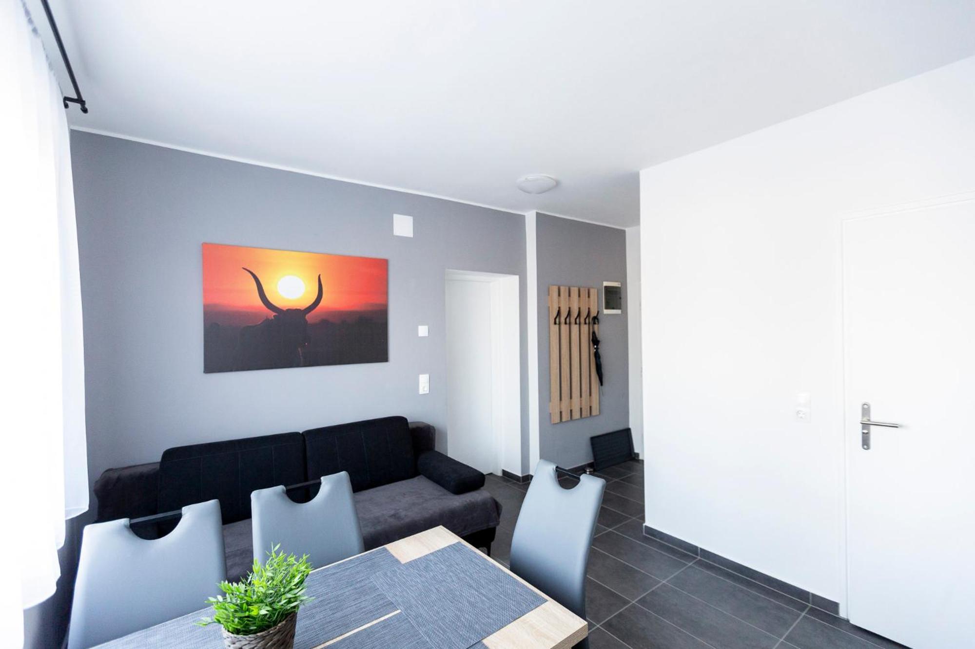 Horvath Apartman Фертёд Экстерьер фото